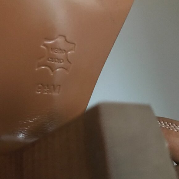 Via Spiga Tan Leather Heeled Buckle Sandals Size 9.5 - Picture 7 of 7